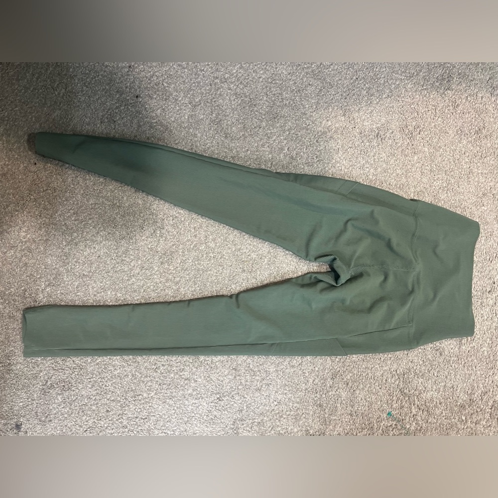 Beach Riot Ribbed Leggings - Picture 4 of 4